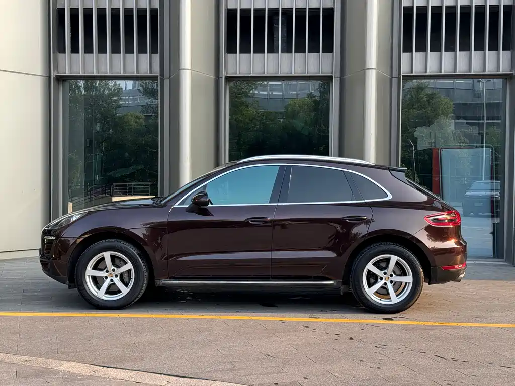 Porsche Macan 2015