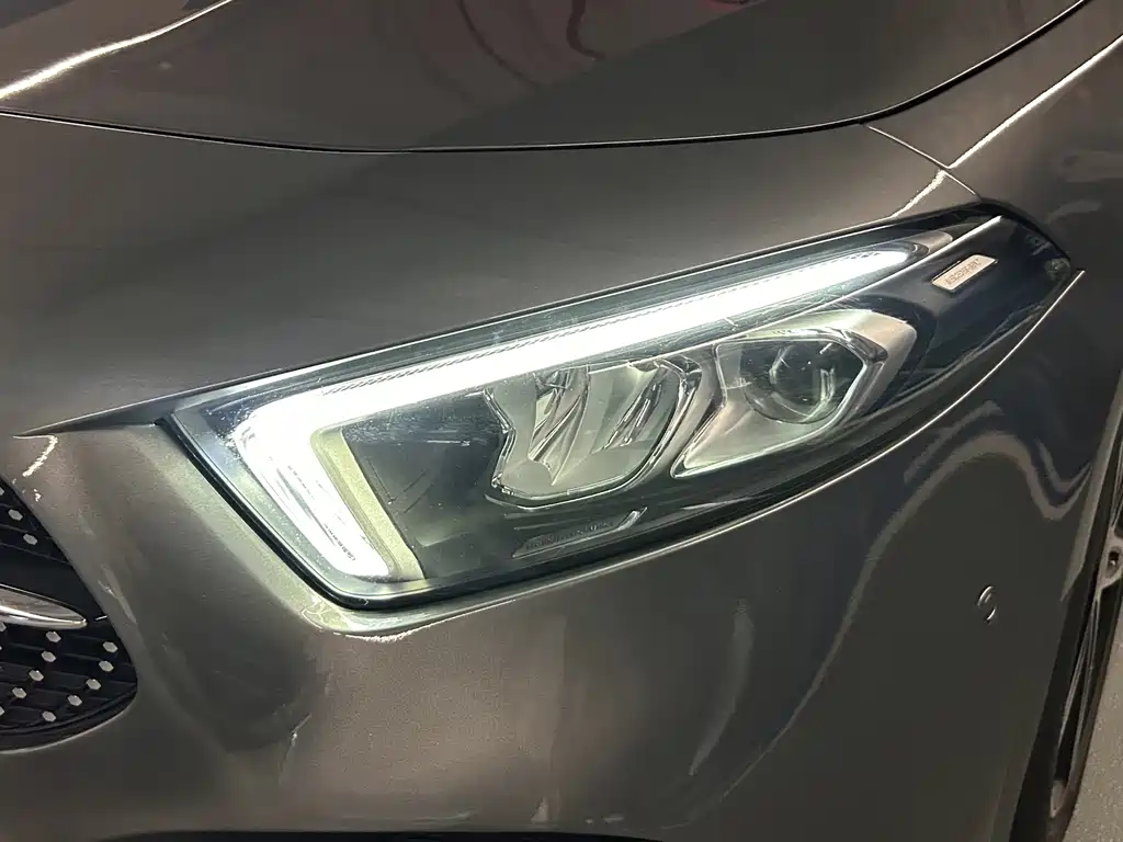 Mercedes-Benz A-Class 2021 — фото 14