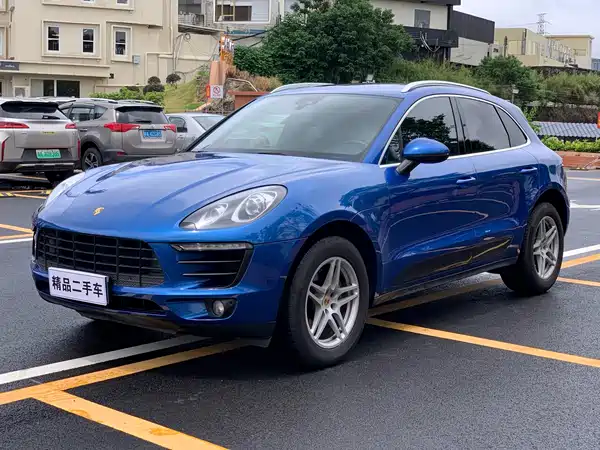Porsche Macan 2016