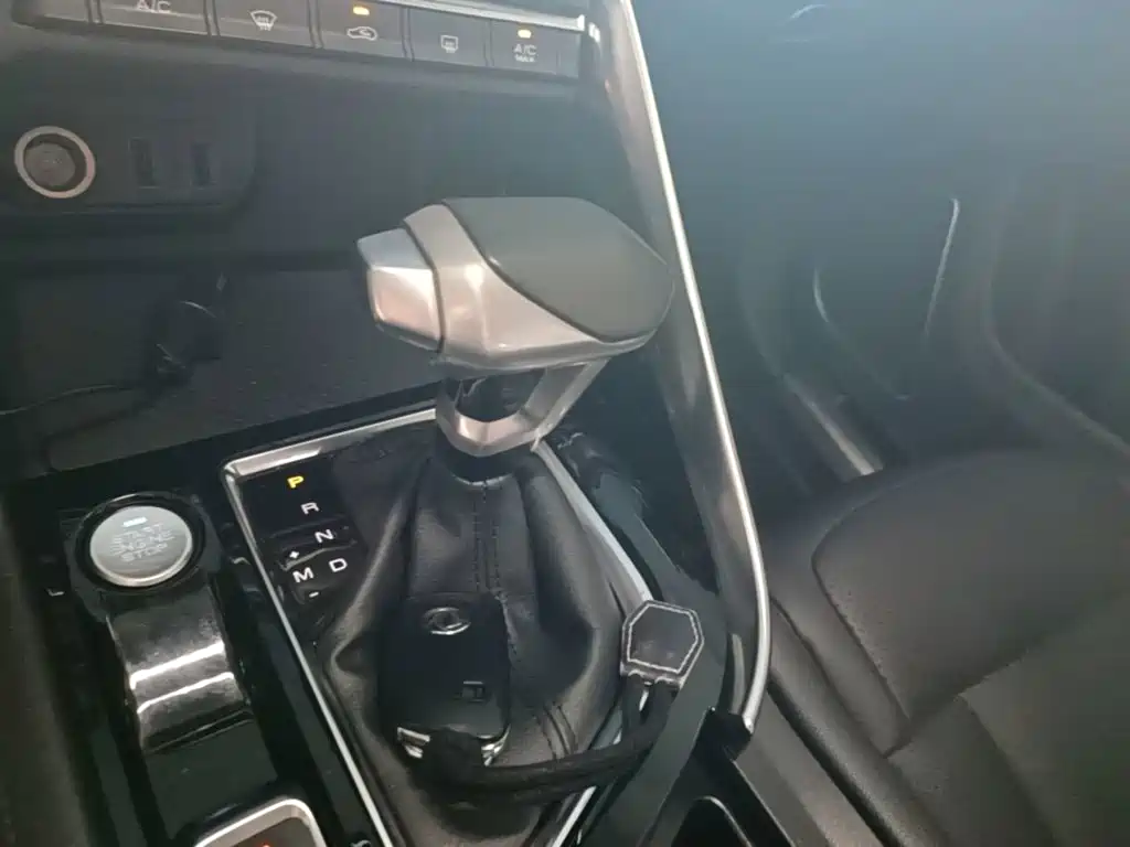 Dongfeng Fengshen AX7 2019 — фото 14
