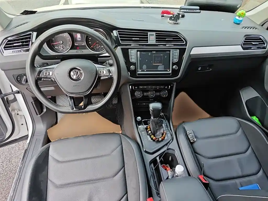 Volkswagen Tiguan L 2017 — фото 13