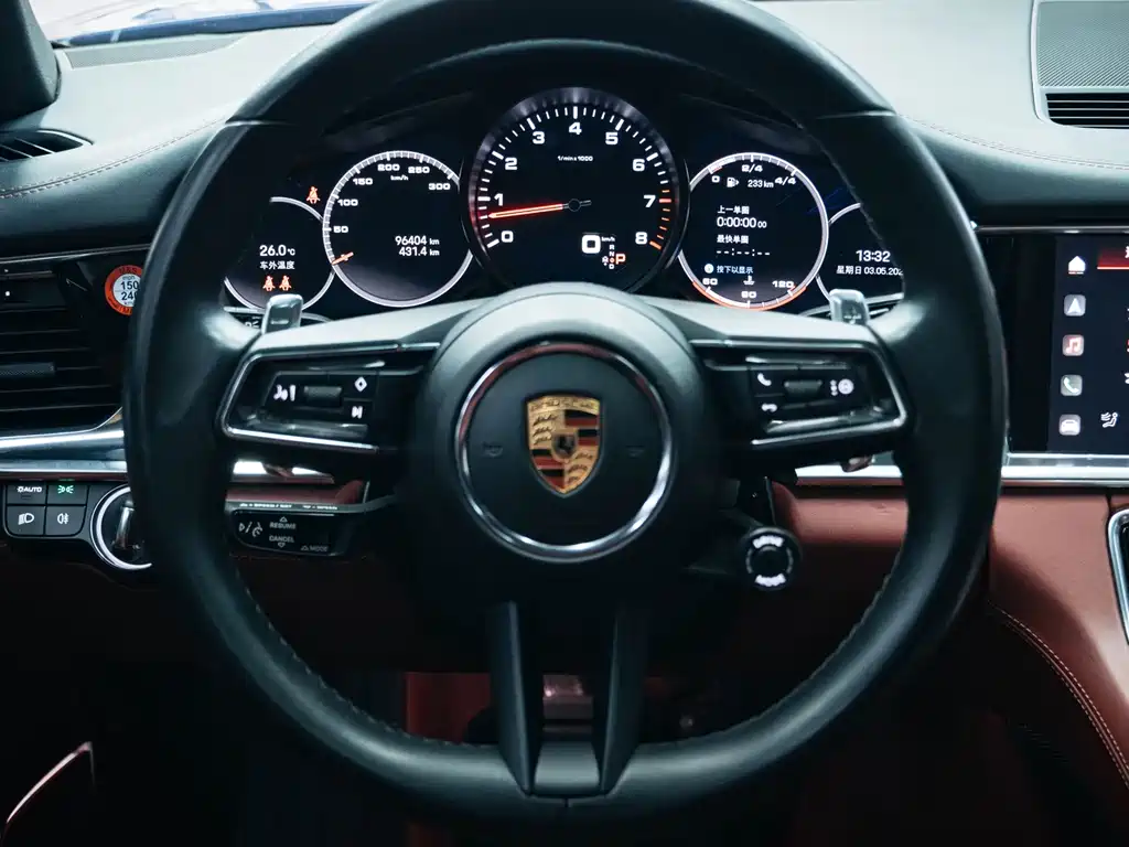 Porsche Panamera 2022 — фото 13