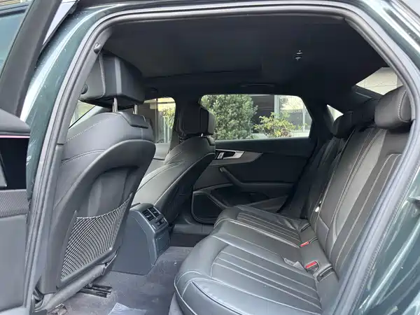 Audi A4L 2024