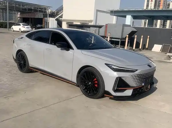 Changan UNI-V 2023