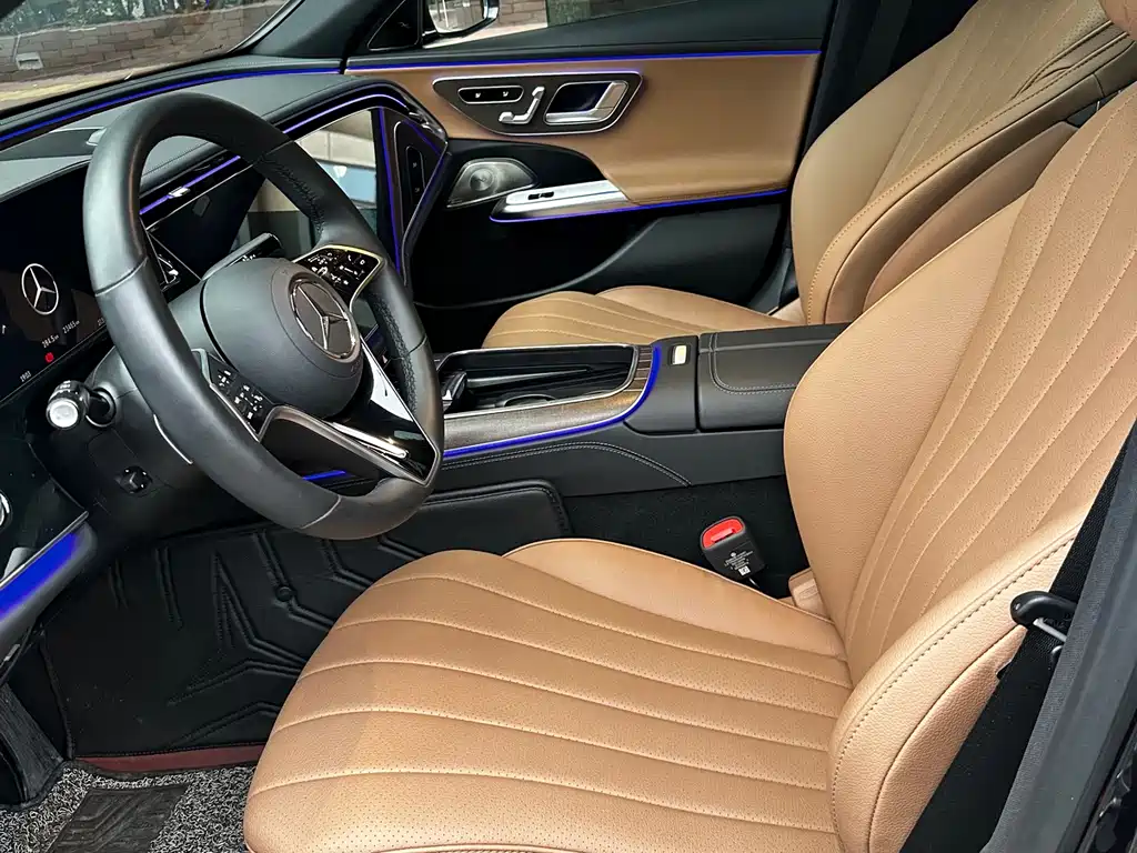 Mercedes-Benz E-Class 2025