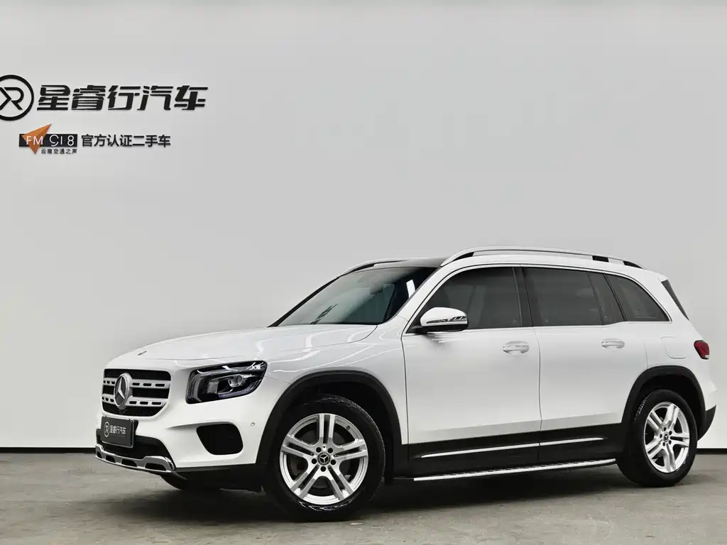 Mercedes-Benz GLB 2023 — фото 1