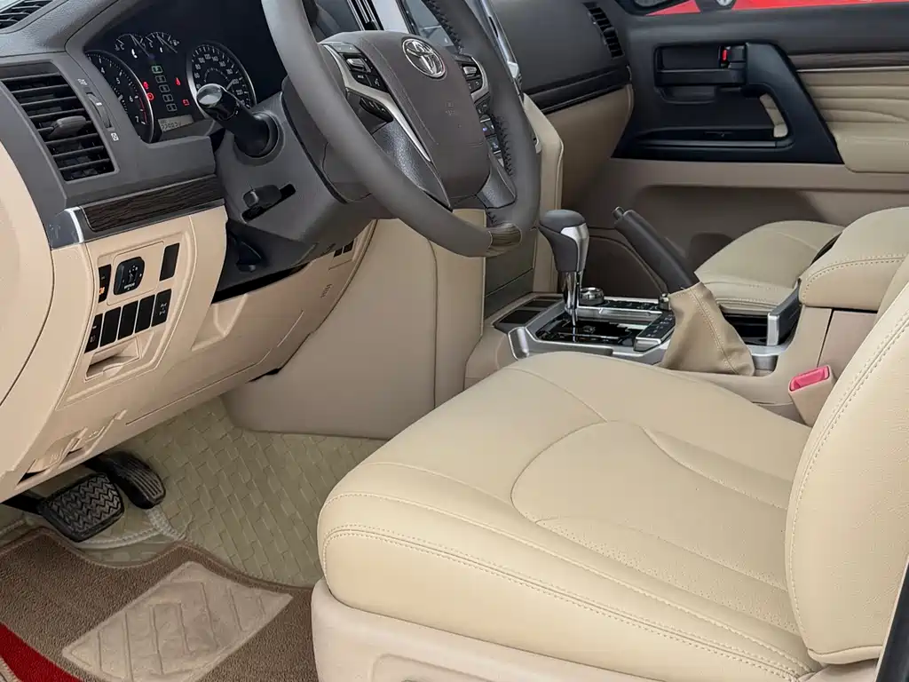 Toyota Land Cruiser 2015 — фото 4