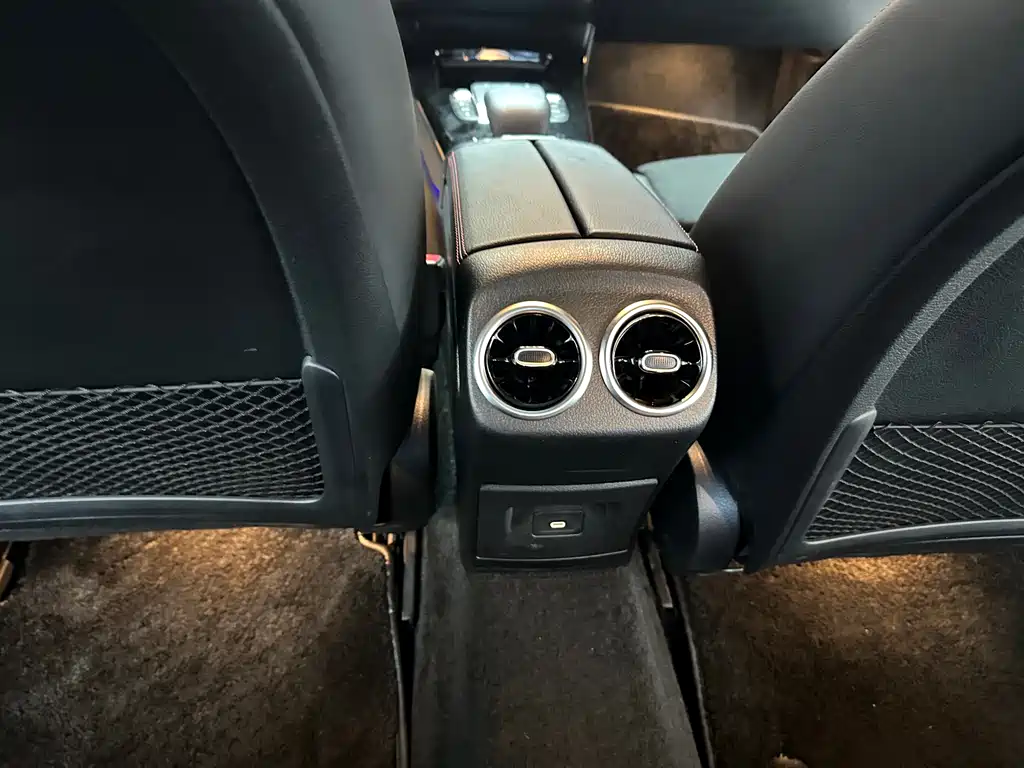 Mercedes-Benz A-Class 2023 — фото 13