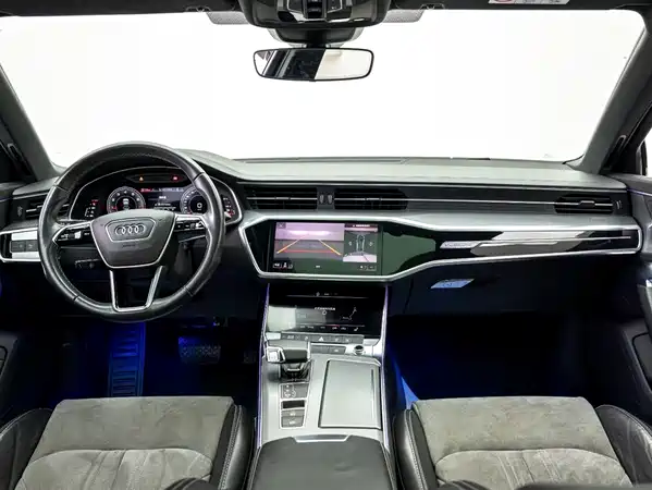Audi A6L 2022