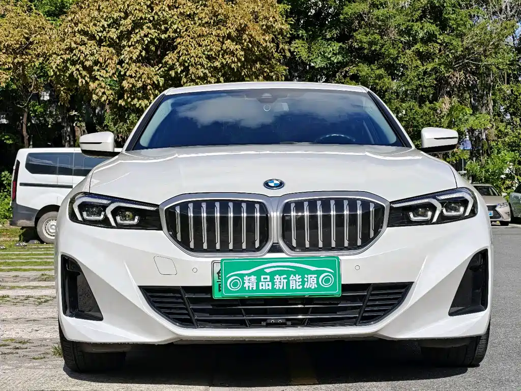 BMW i3 2023 — фото 2