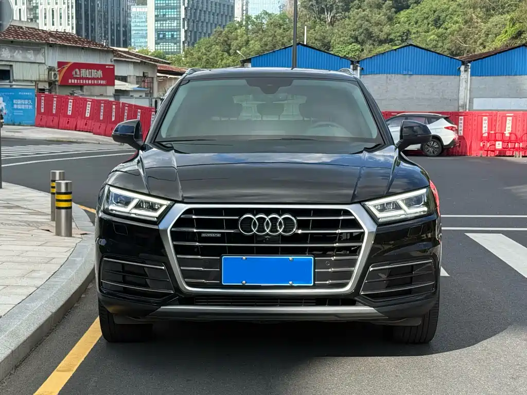 Audi Q5L 2020 — фото 2