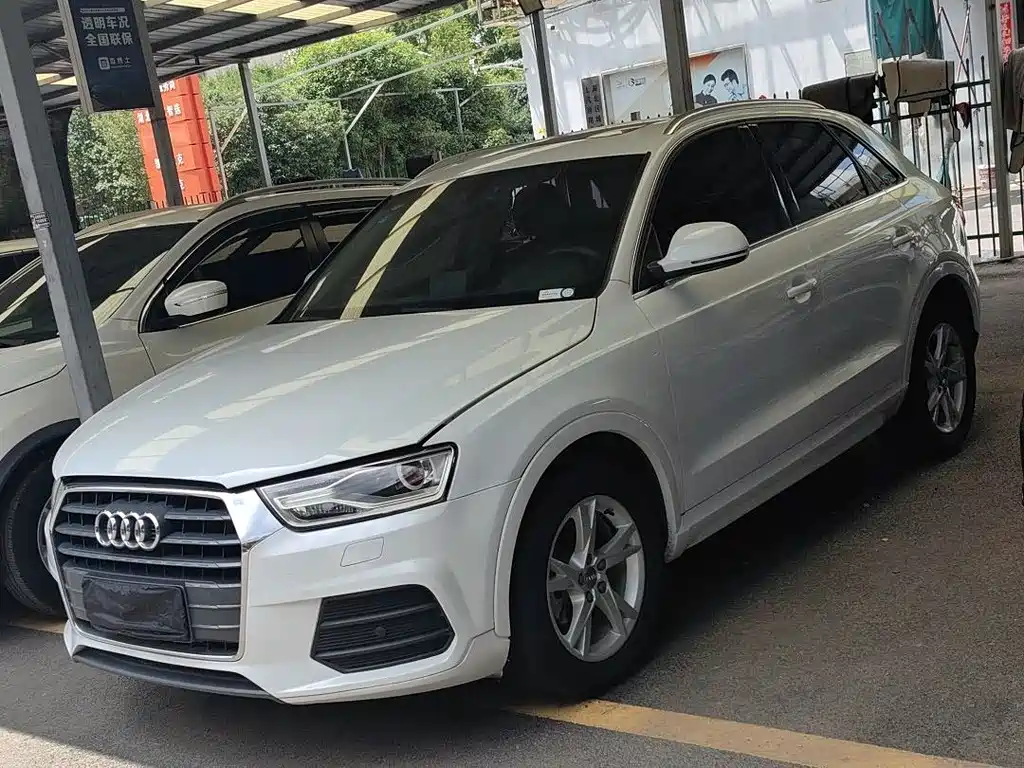 Audi Q3 2016 — фото 1