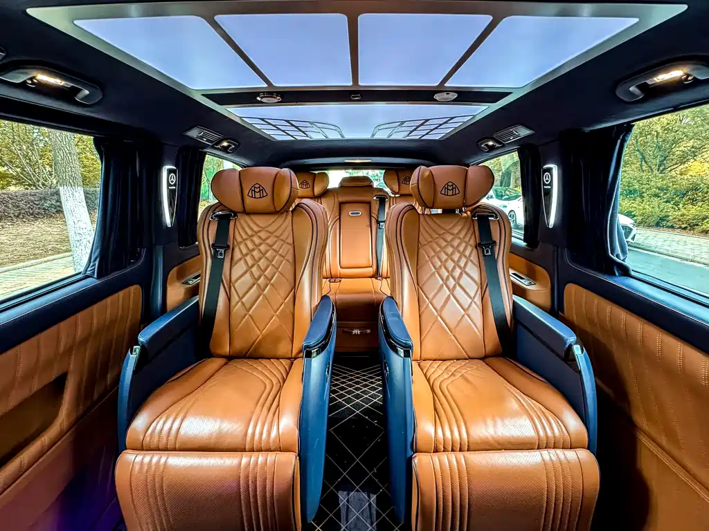 Mercedes-Benz Vito 2022 — фото 13