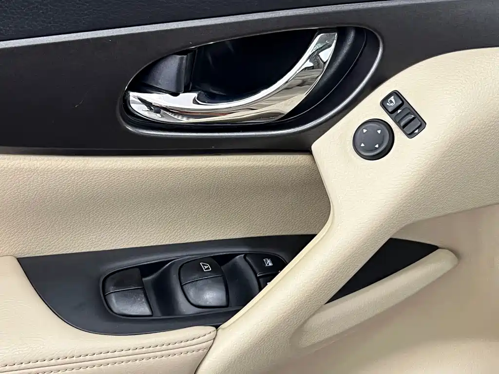 Nissan X-Trail 2016 — фото 18