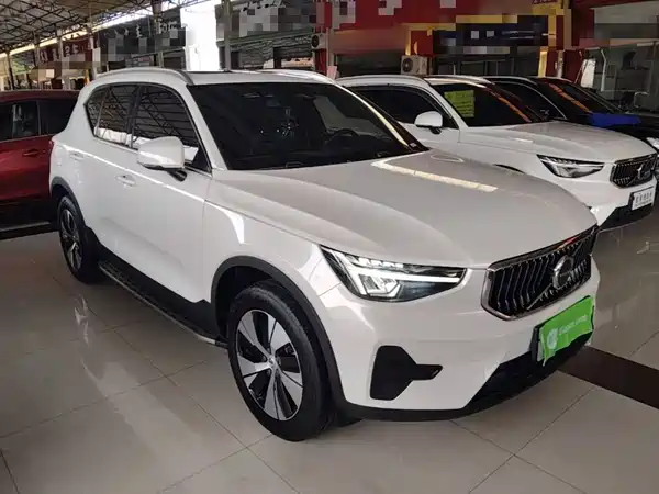 Volvo XC40 2023