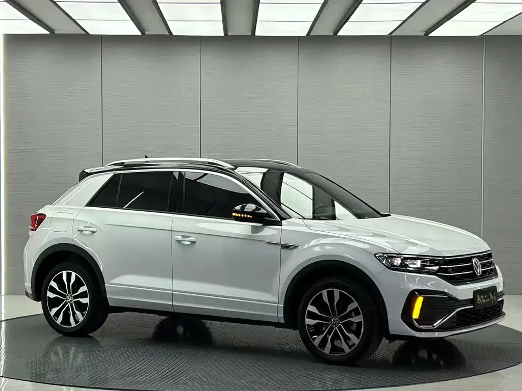 Volkswagen T-Roc 2022 — фото 6