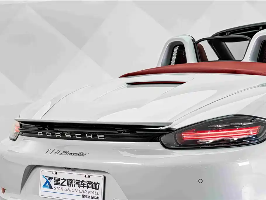 Porsche 718 2024 — фото 10