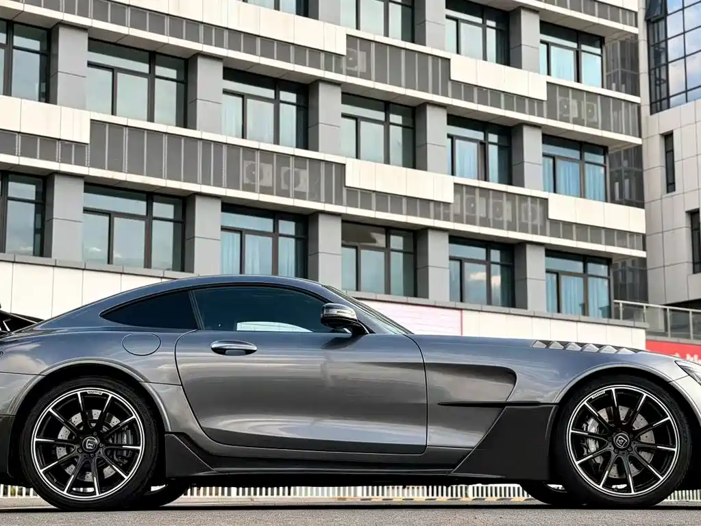 Mercedes-Benz AMG GT 2022 — фото 7