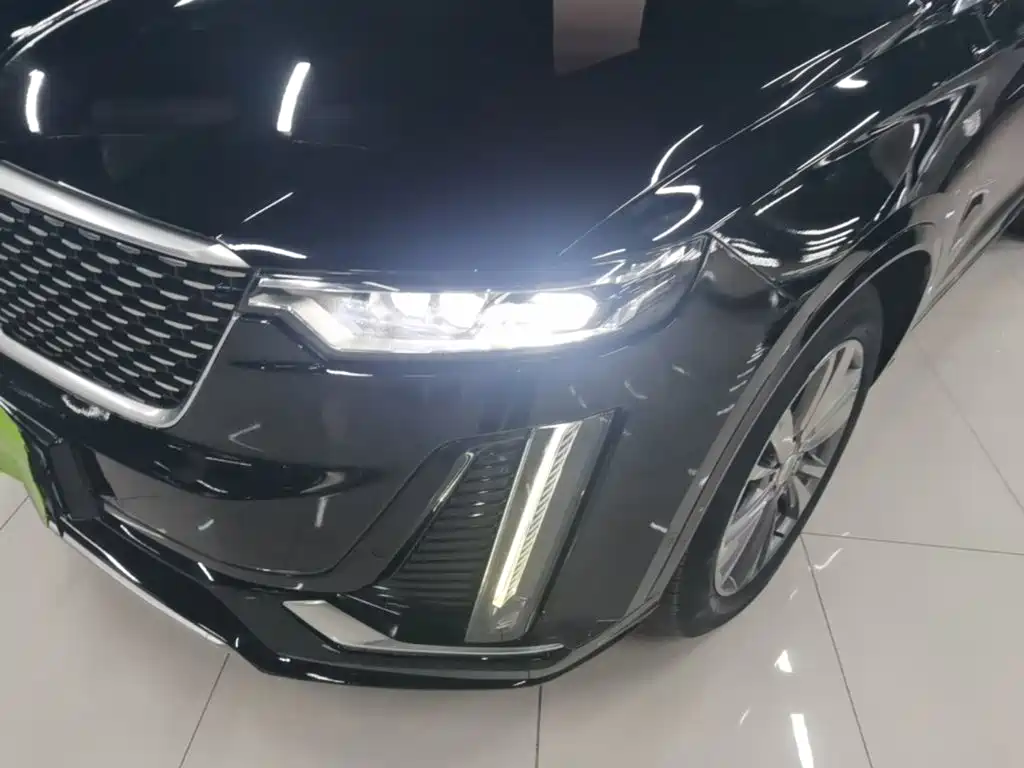 Cadillac XT6 2020 — фото 24