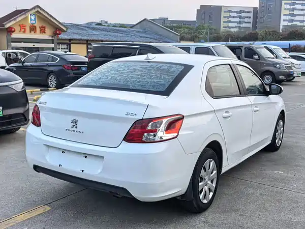 Peugeot 301 2014