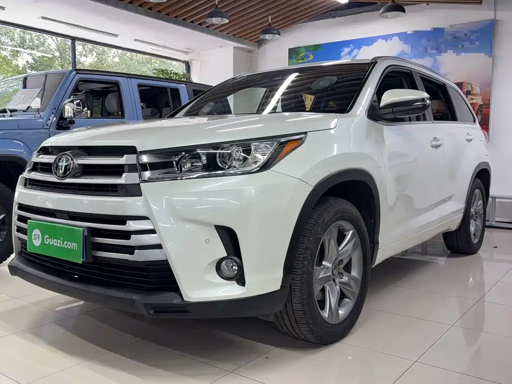 Toyota Highlander 2019 — фото 4