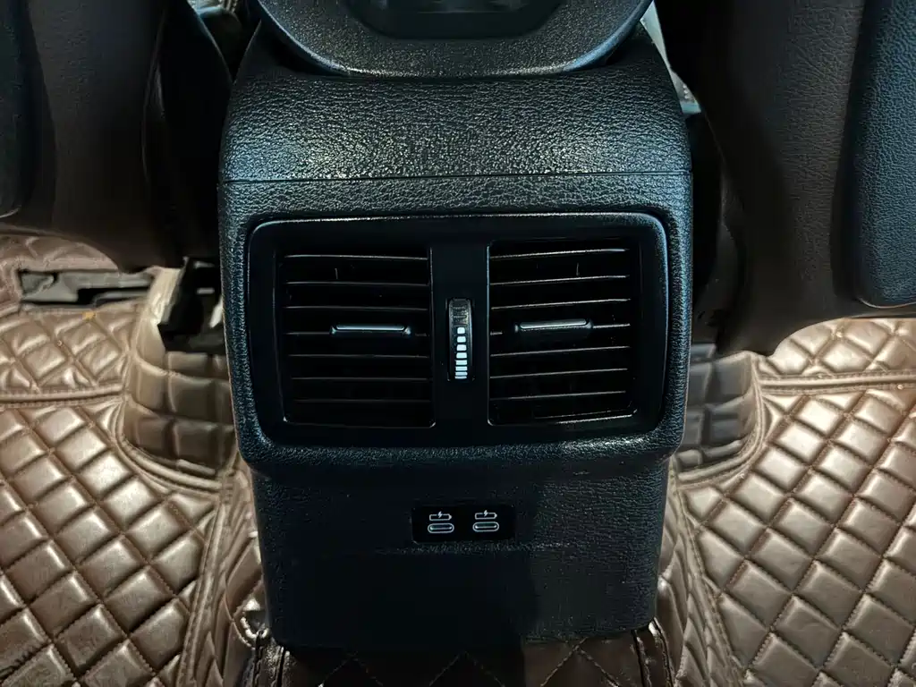 BMW X1 2022 — фото 17