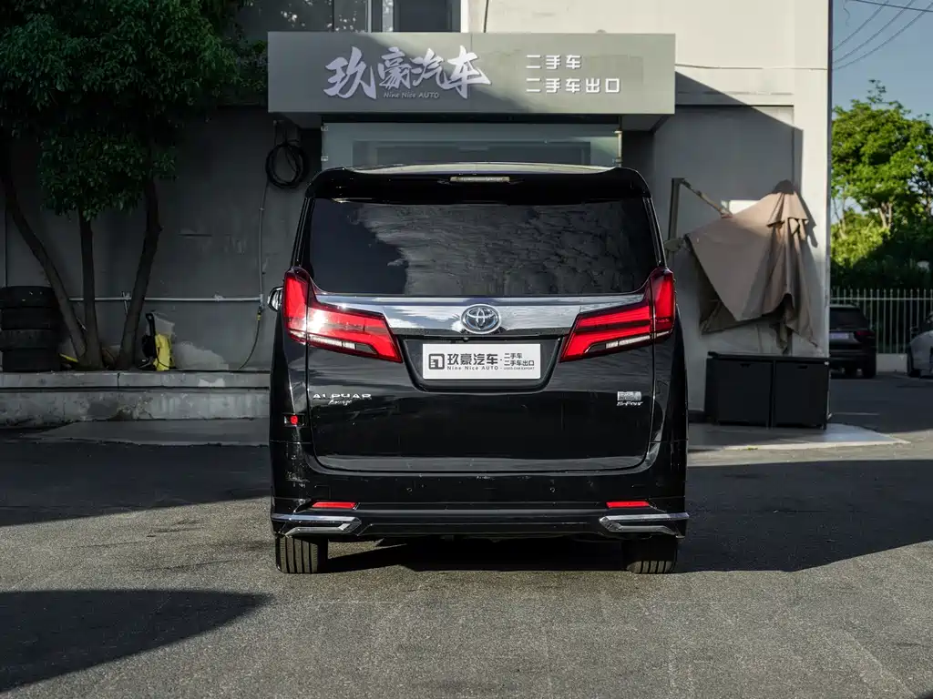 Toyota Alphard 2019 — фото 6