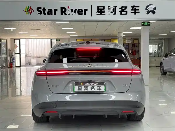 NIO ET5T 2024