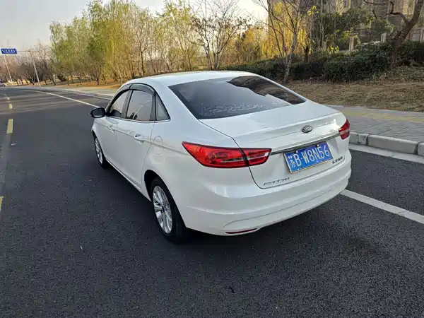 Ford Escort 2015