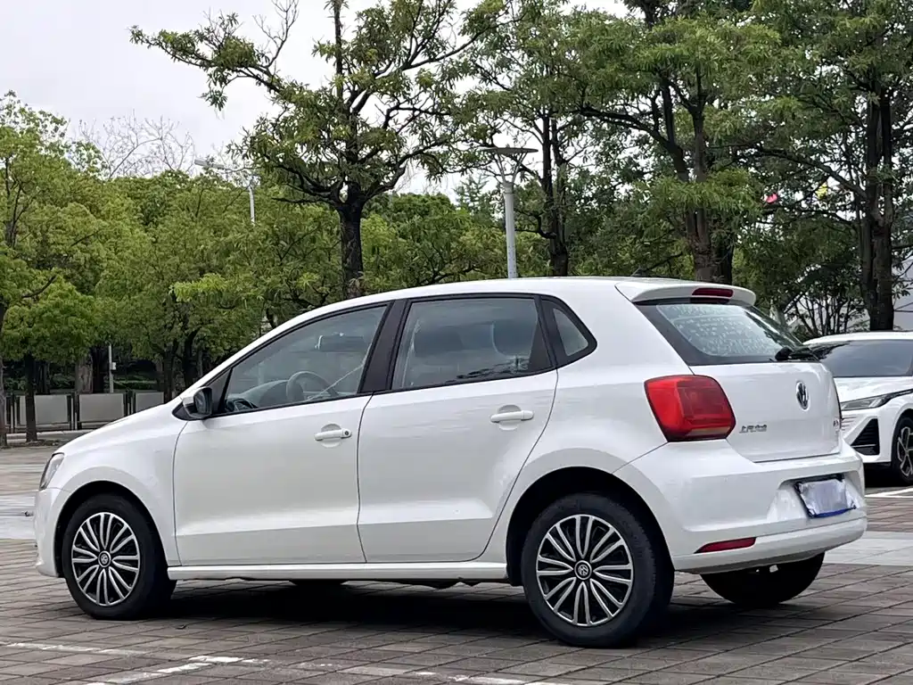 Volkswagen Polo 2018 — фото 19