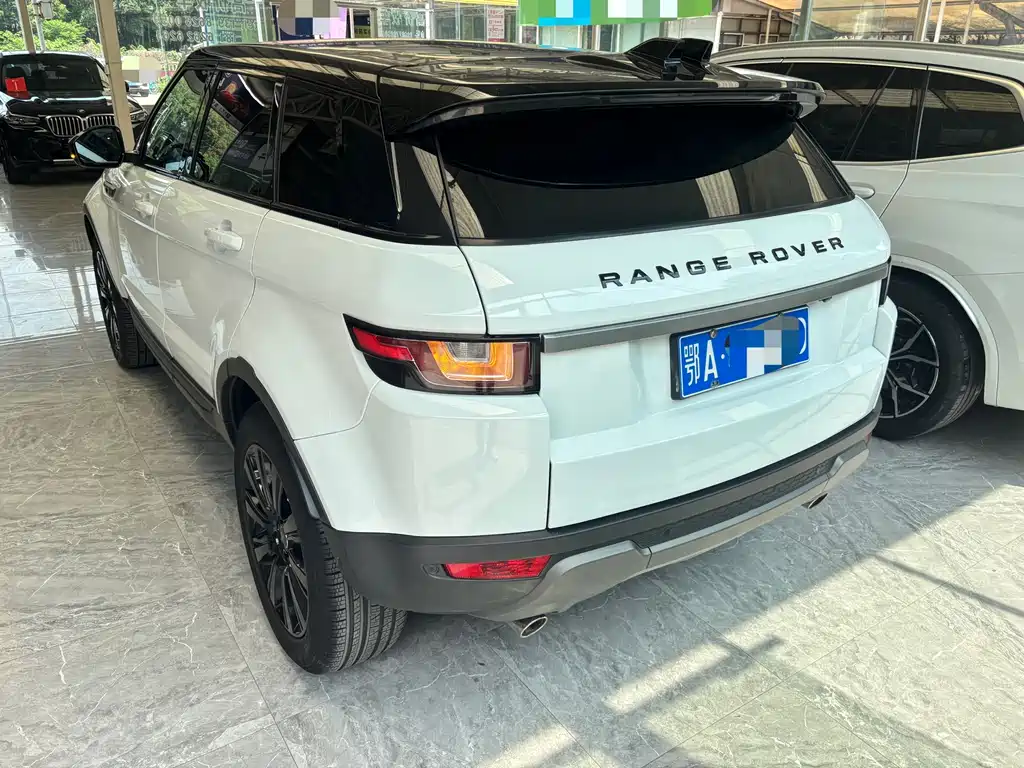 Land Rover Evoque 2019 — фото 16
