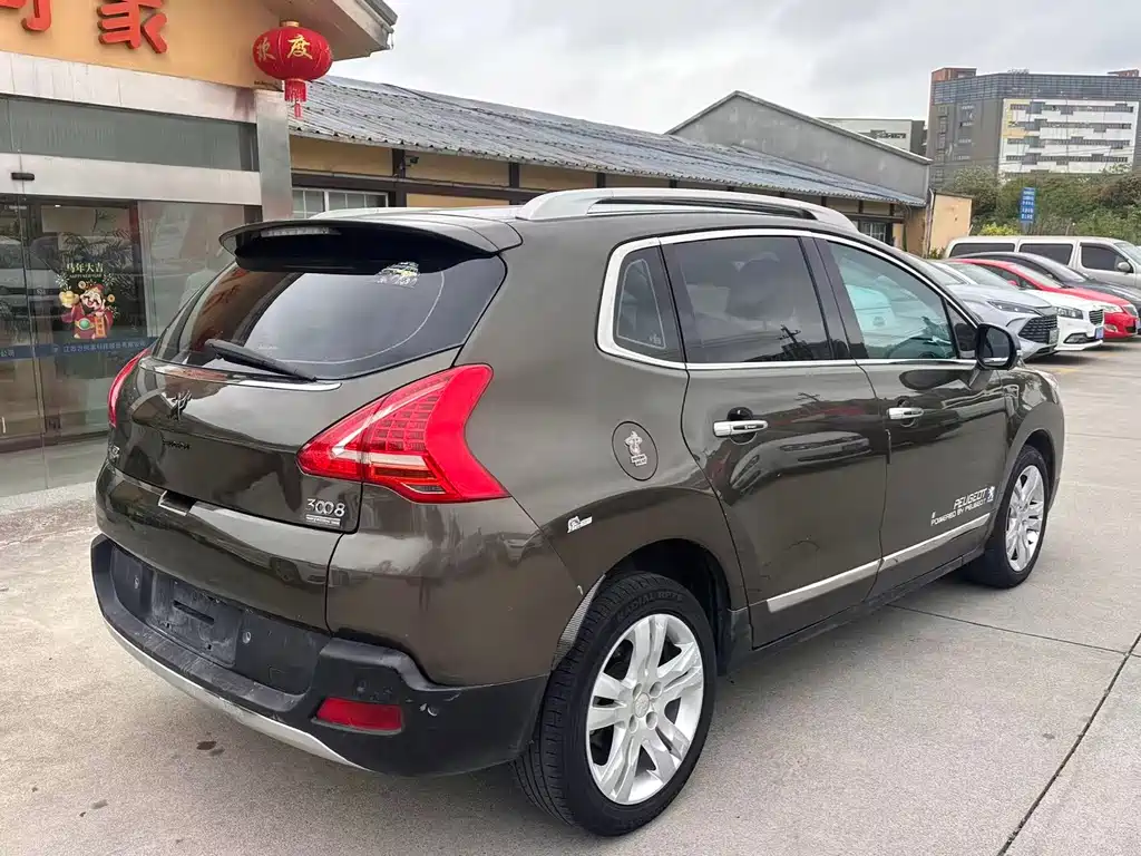 Peugeot 3008 2014 — фото 10