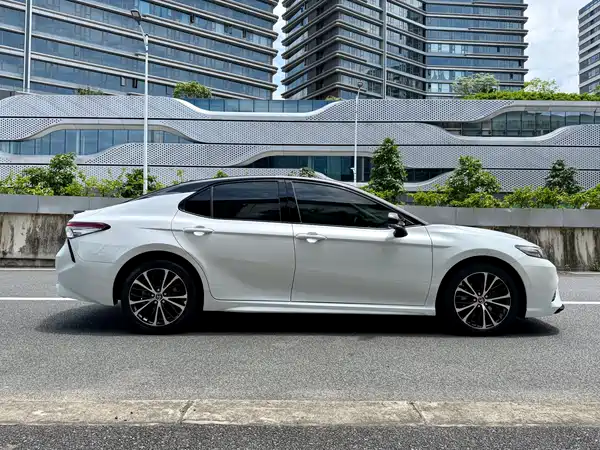 Toyota Camry 2018