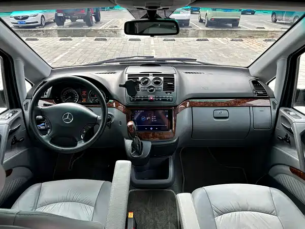 Mercedes-Benz Viano 2006
