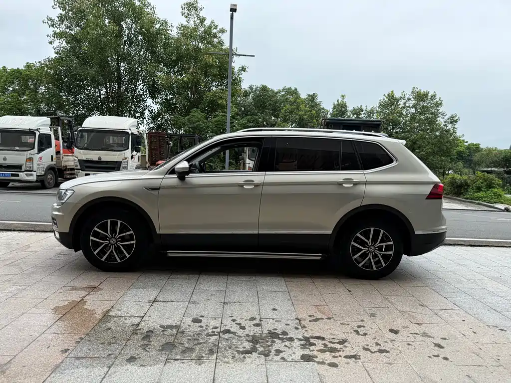 Volkswagen Tiguan L 2018