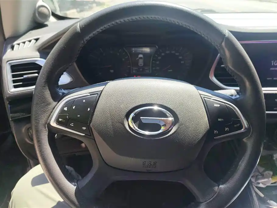 GAC Motor Trumpchi GS4 2015 — фото 15
