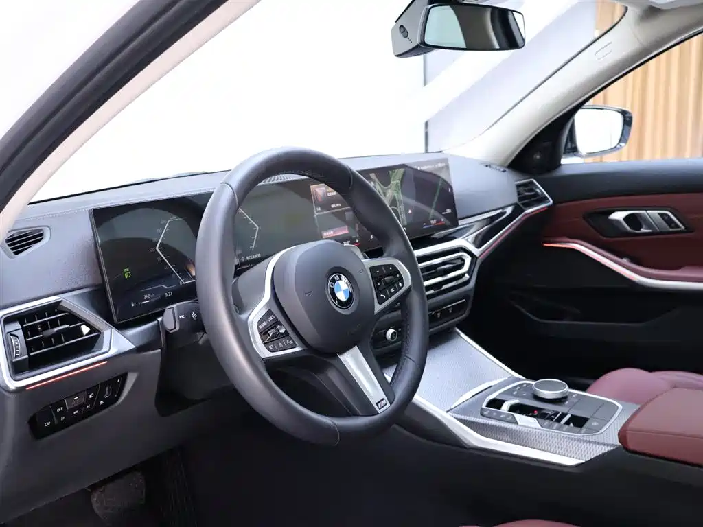 BMW 3 Series 2024 — фото 11
