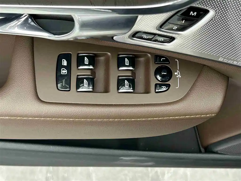 Volvo S90 PHEV 2024 — фото 16
