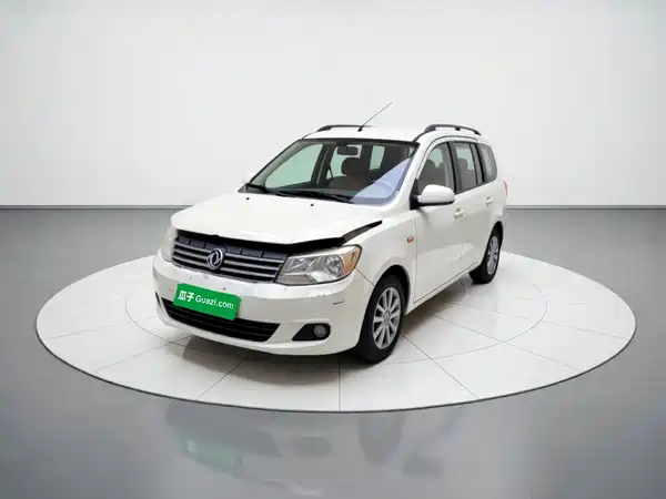 Dongfeng Scenery 330 2017