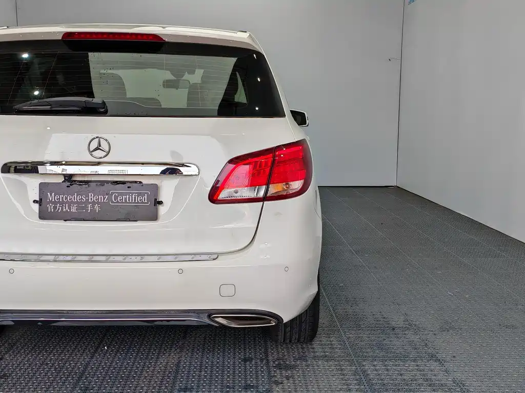 Mercedes-Benz B-Class 2015 — фото 17