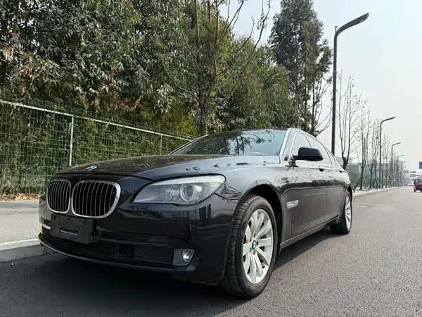 BMW 7 Series 2011