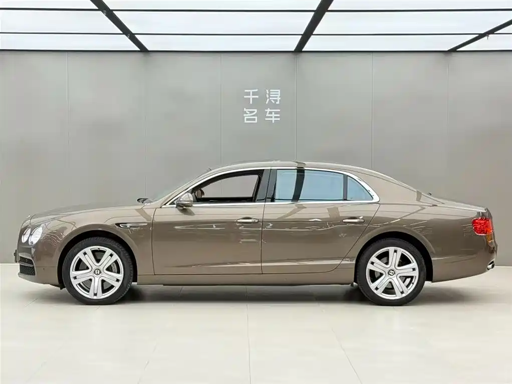 Bentley Flying Spur 2015 — фото 3