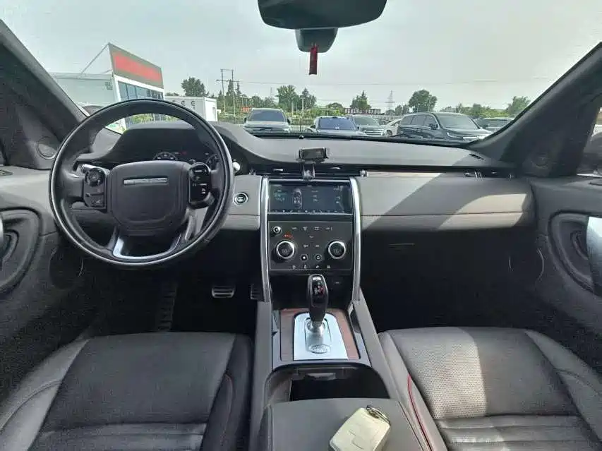 Land Rover Discovery Sport 2021 — фото 5