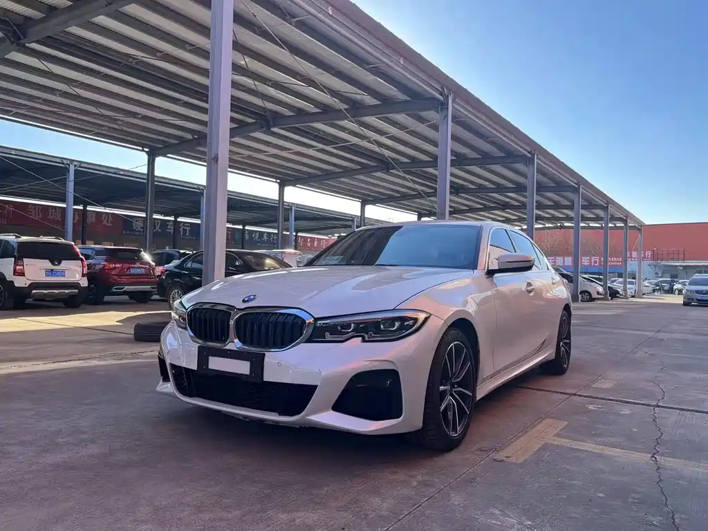 BMW 3 Series 2022