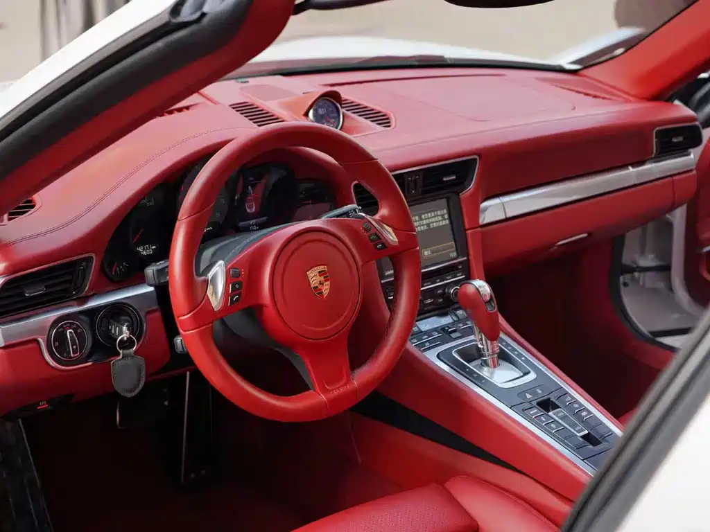 Porsche 911 2015 — фото 17