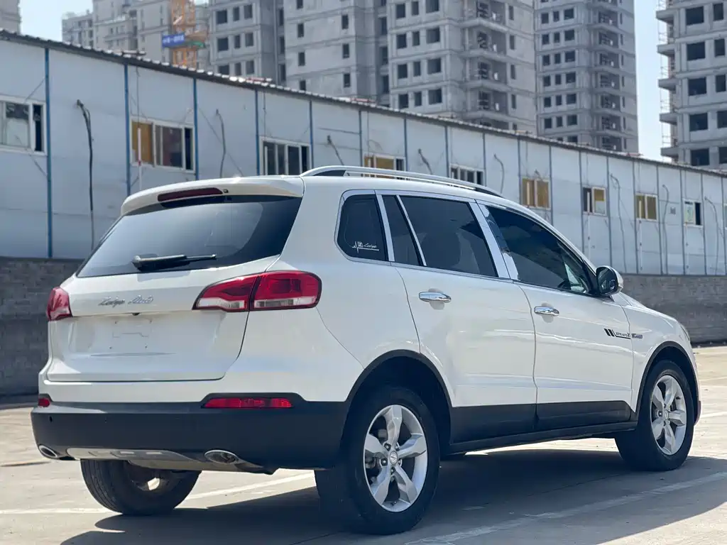 Zotye X5 2016 — фото 17