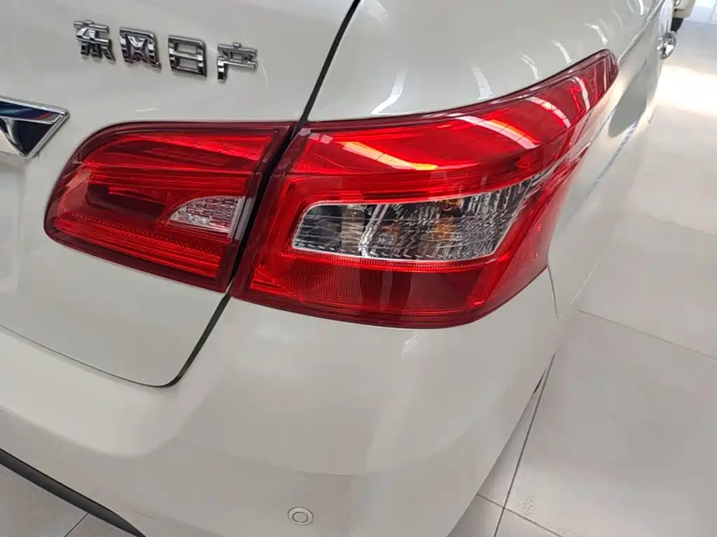 Nissan Sylphy 2020 — фото 8