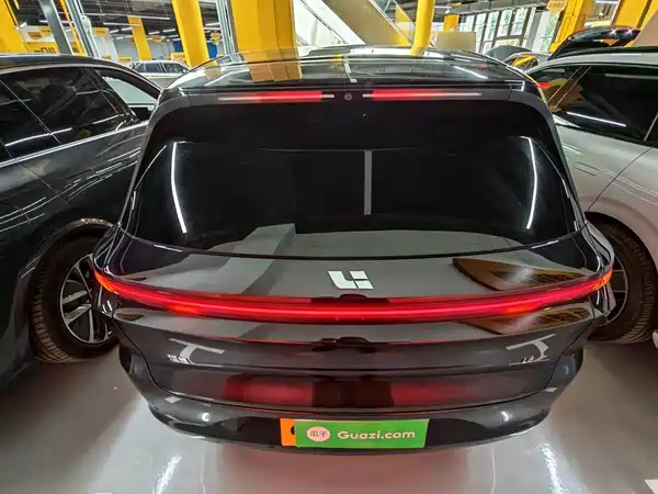 Li Auto L6 2024