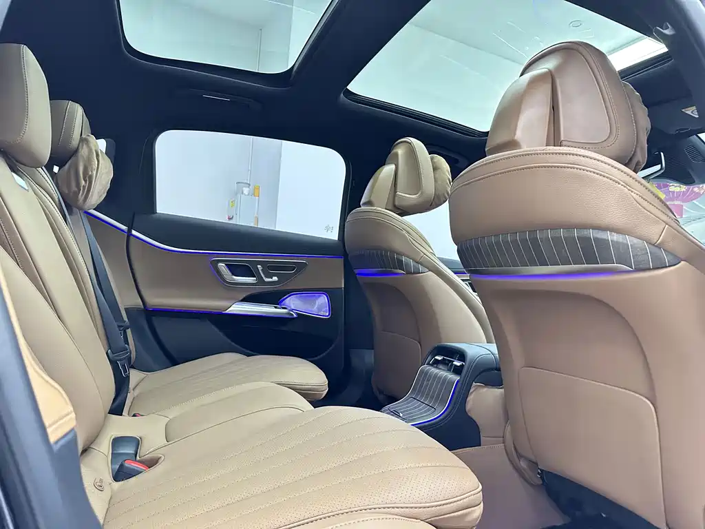 Mercedes-Benz E-Class 2025 — фото 15