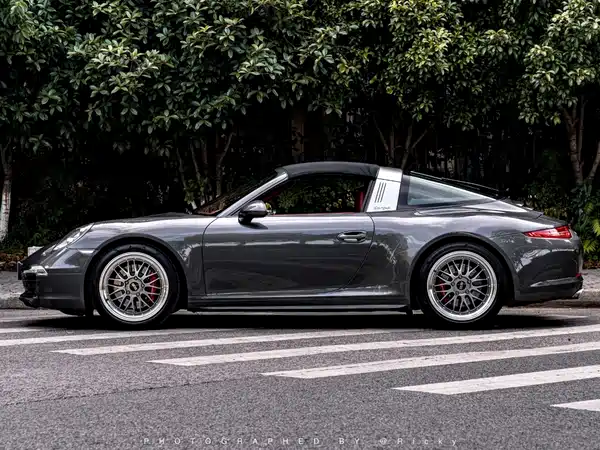 Porsche 911 2015